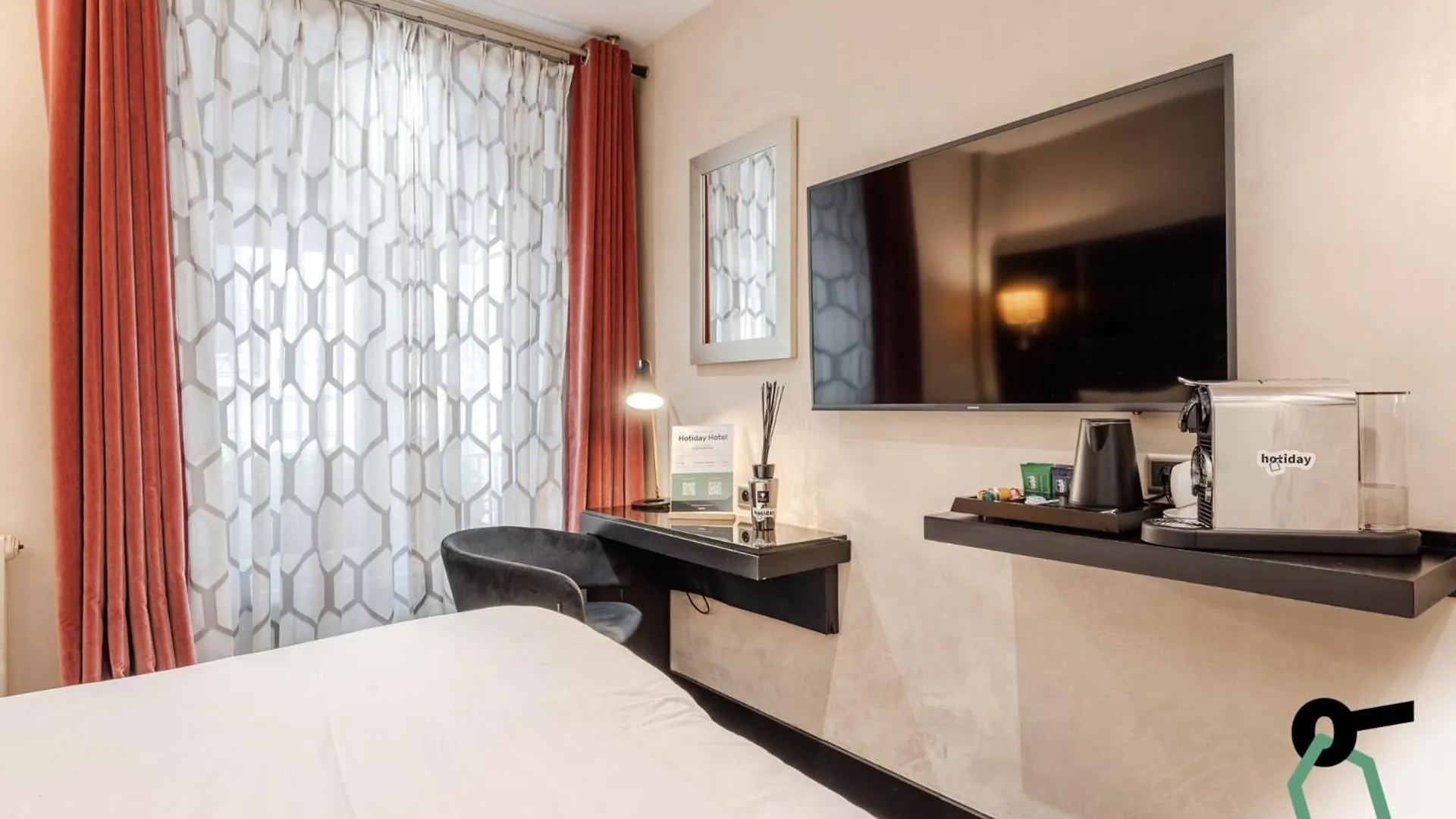 Hotiday Room Collection - Paris Arc De Triomphe Hotel