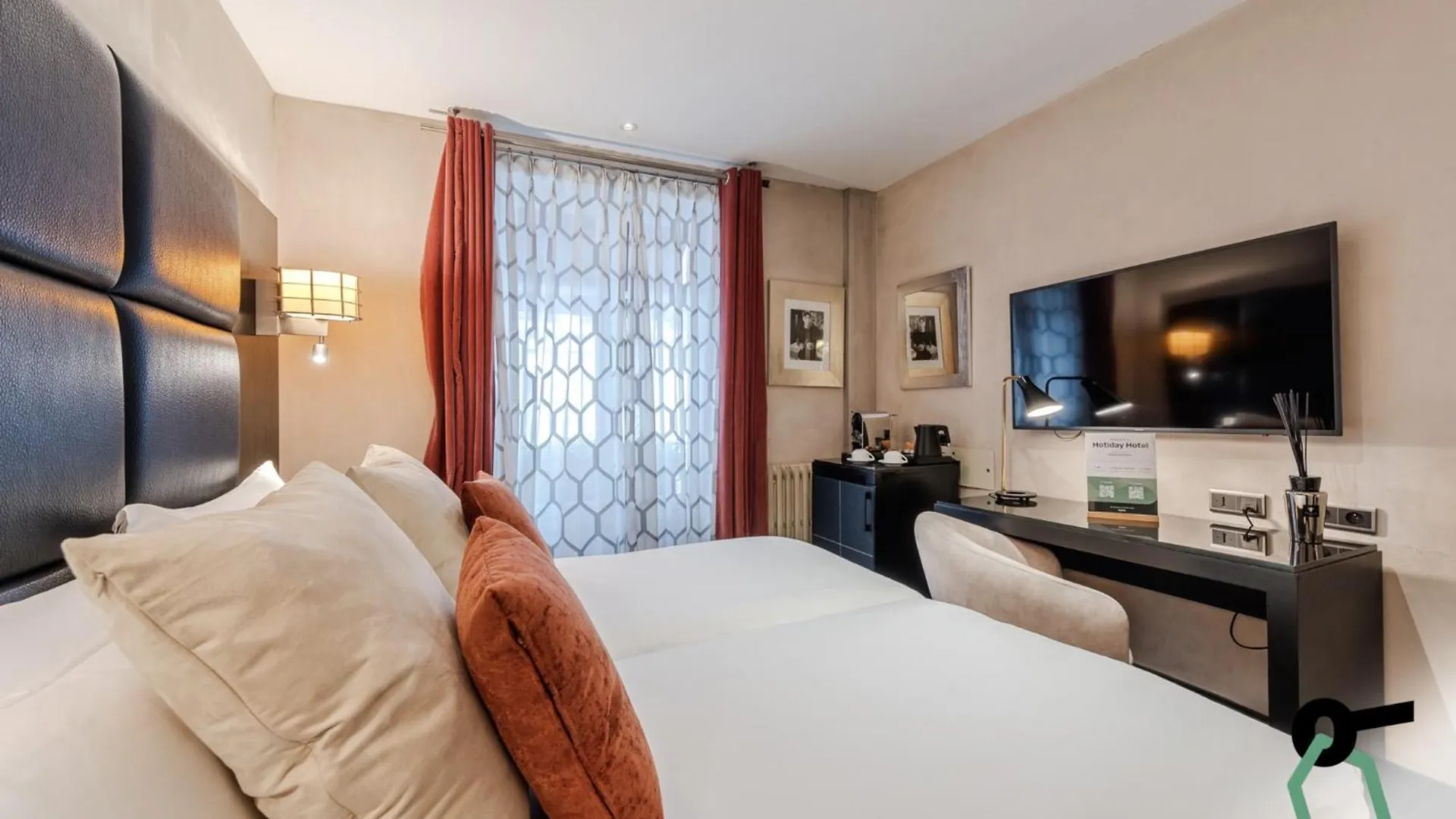 Hotel Hotiday Room Collection - Paris Arc De Triomphe