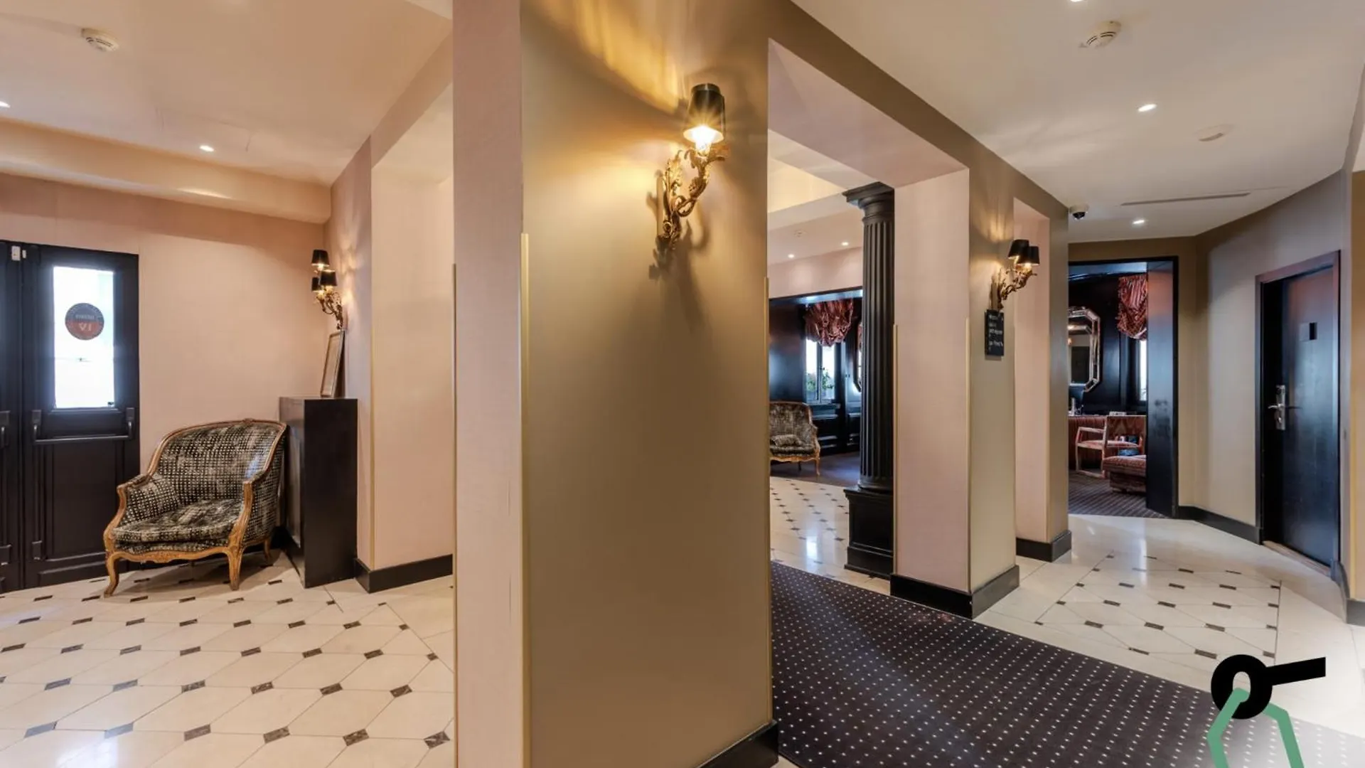 Hotiday Room Collection - Paris Arc De Triomphe France
