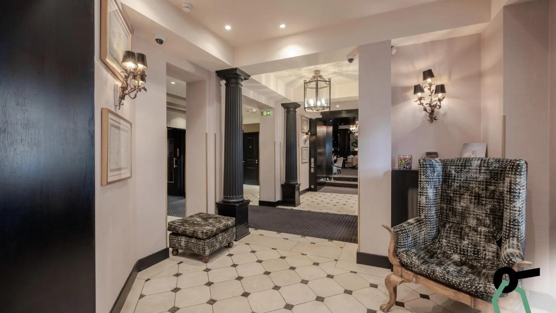 Hotiday Room Collection - Paris Arc De Triomphe Hotel